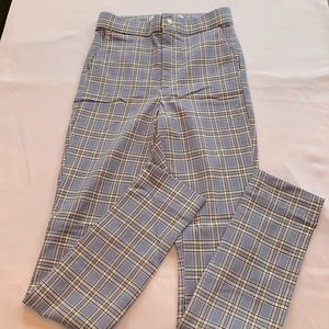 🧵NWT- Hollister plaid pants🧵